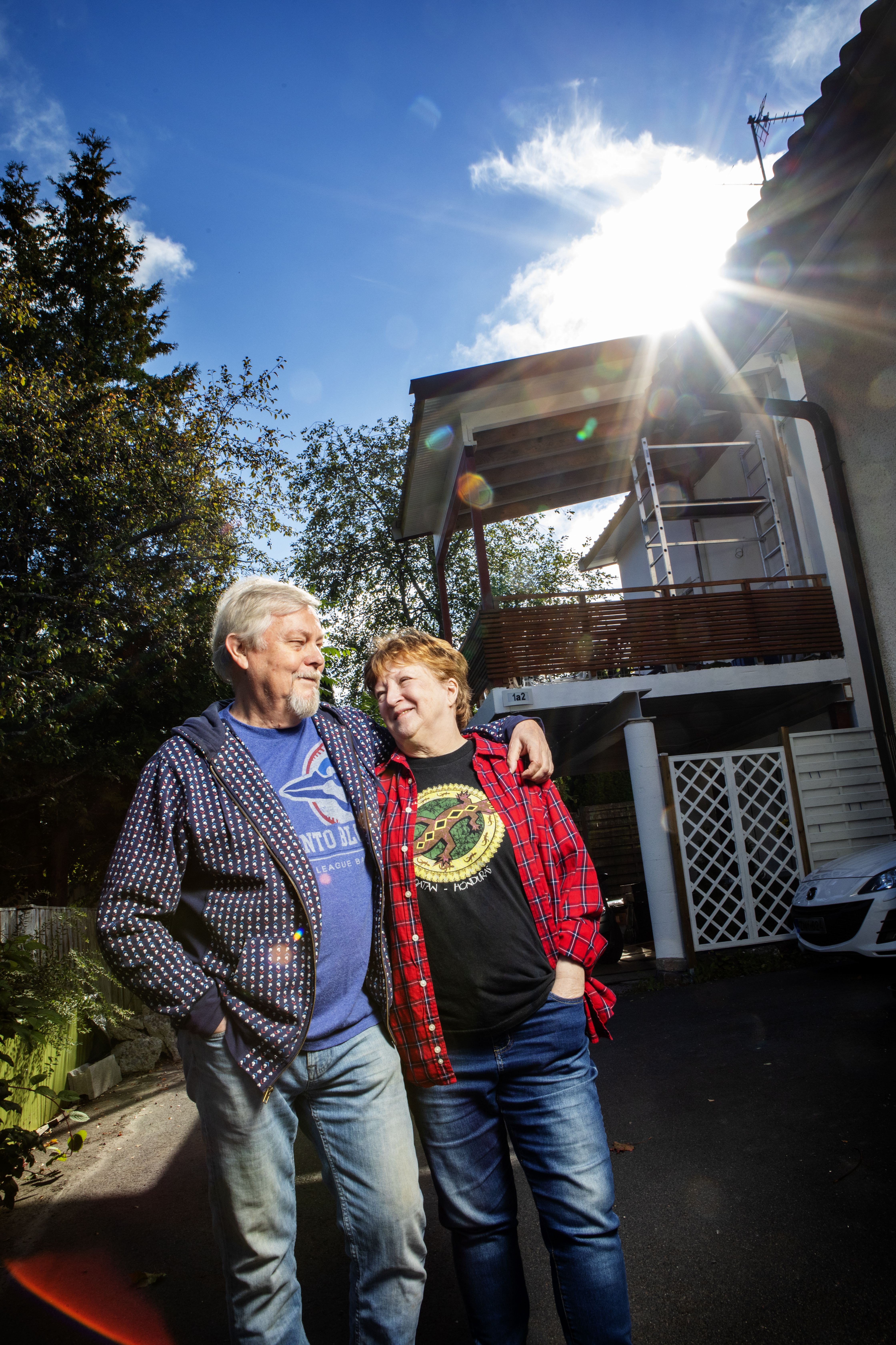 - Kolmeen vuoteen ei ole tarvinnut miettiä, miten saisi ajan kulumaan, Luotoset toteavat.