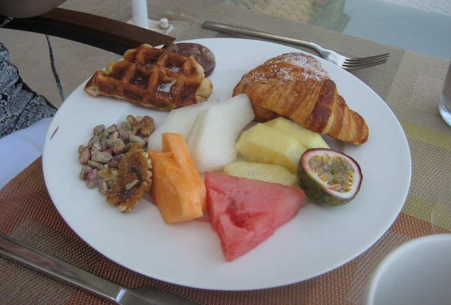 Kevyesti aurinkorannalla.