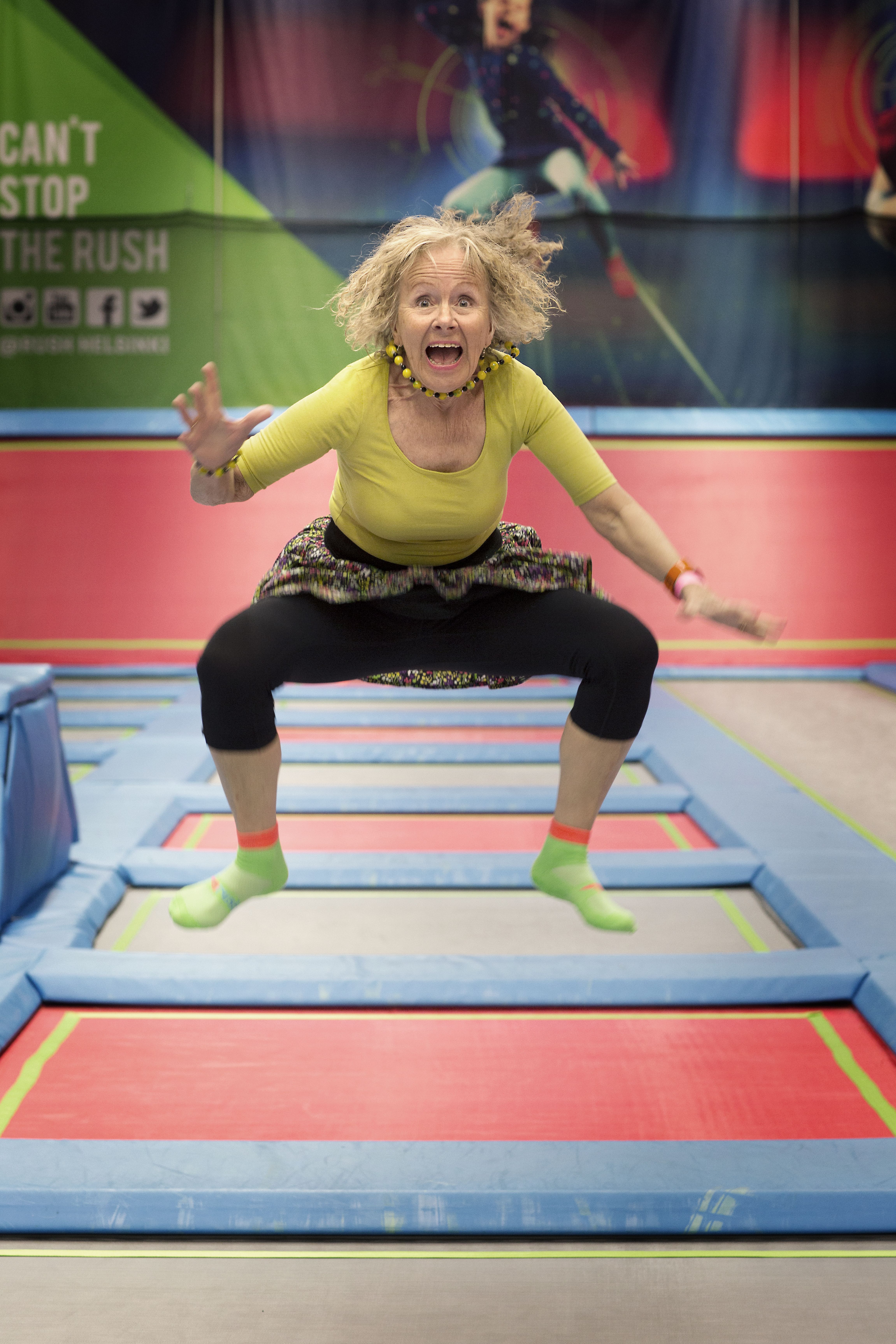 Anneli juhli synttärinsä Rush-trampoliinipuistossa Helsingissä.