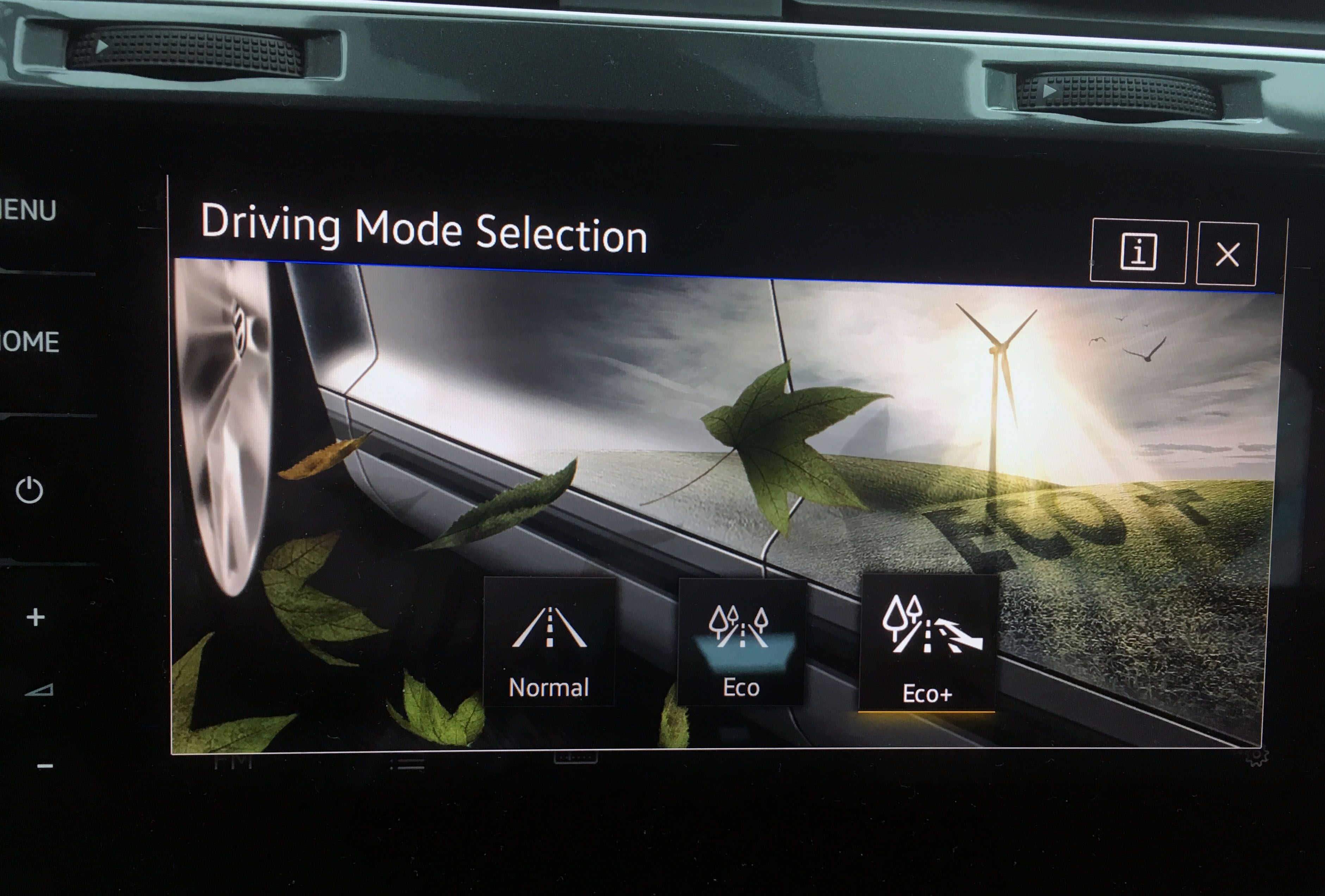 Ajoasetuksilla voi vaikuttaa moottoritehoon ja eniten sähköä kuluttavien laitteiden toimintaan.