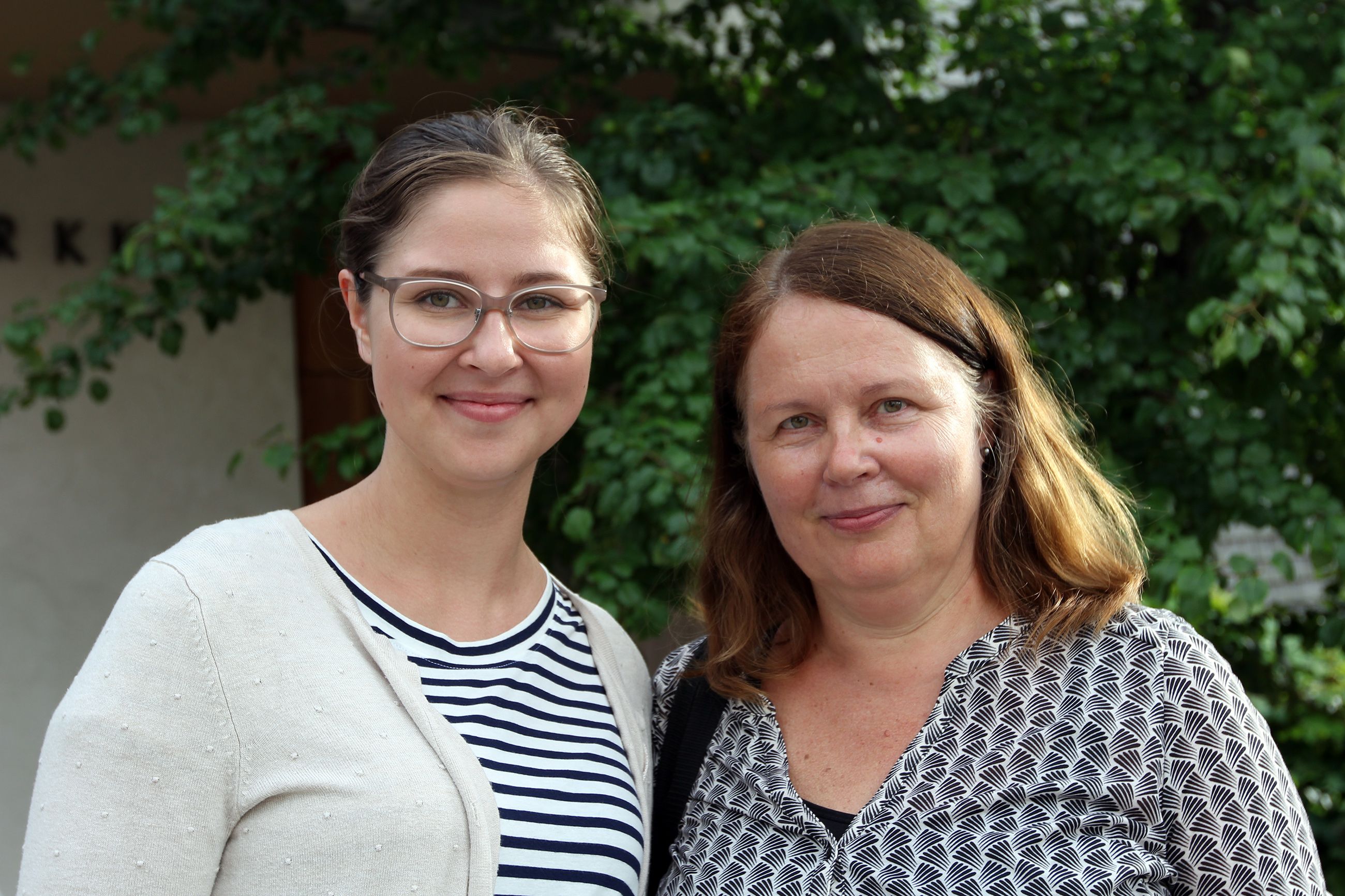 26-vuotias Moona saapui kierrokselle äitinsä Mirjan kanssa. 