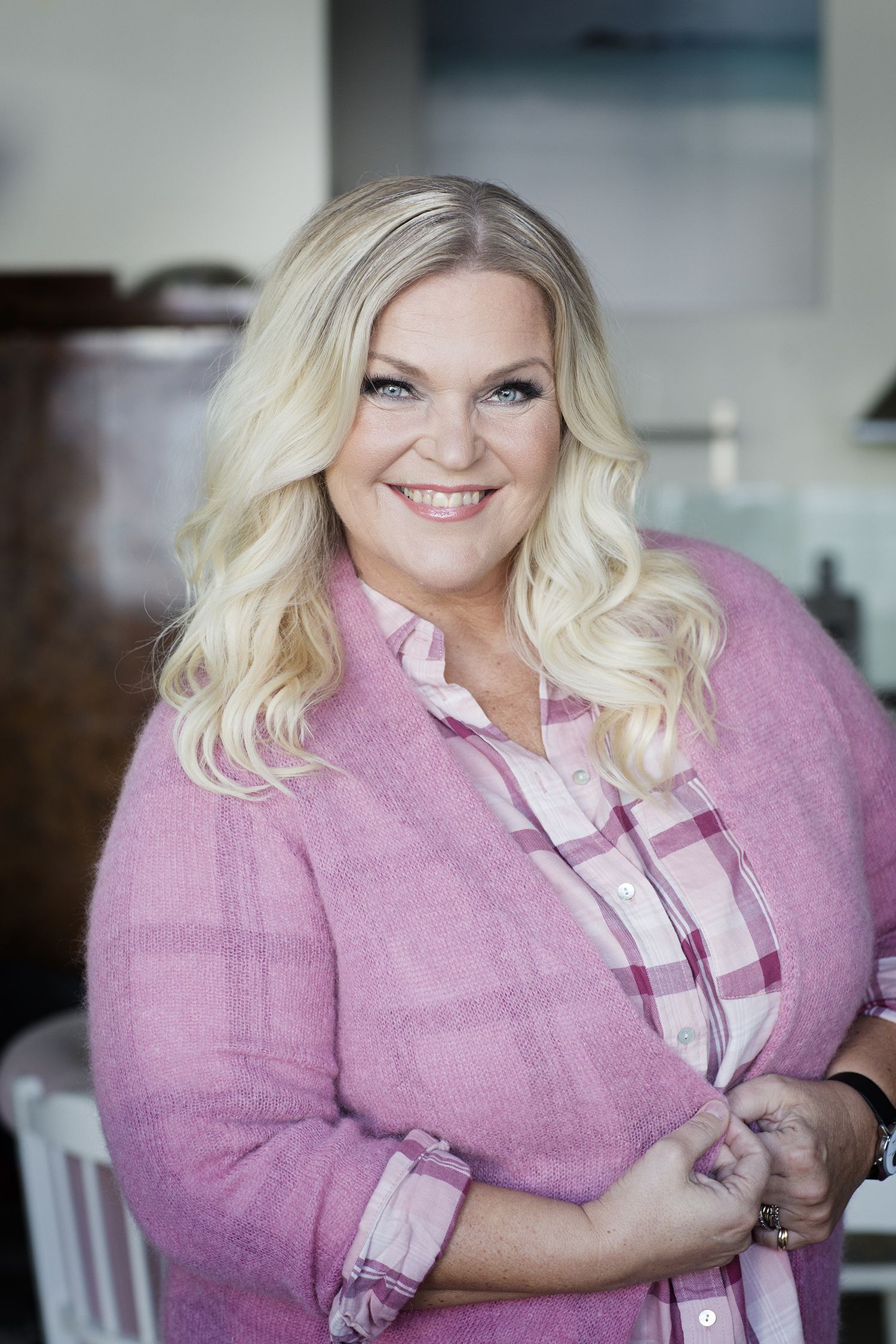 Pesä tyhjeni, mutta Raakelista ei tullutkaan aktiivista viisikymppistä. ”Mieluummin elän erakkona omassa kuplassani.”