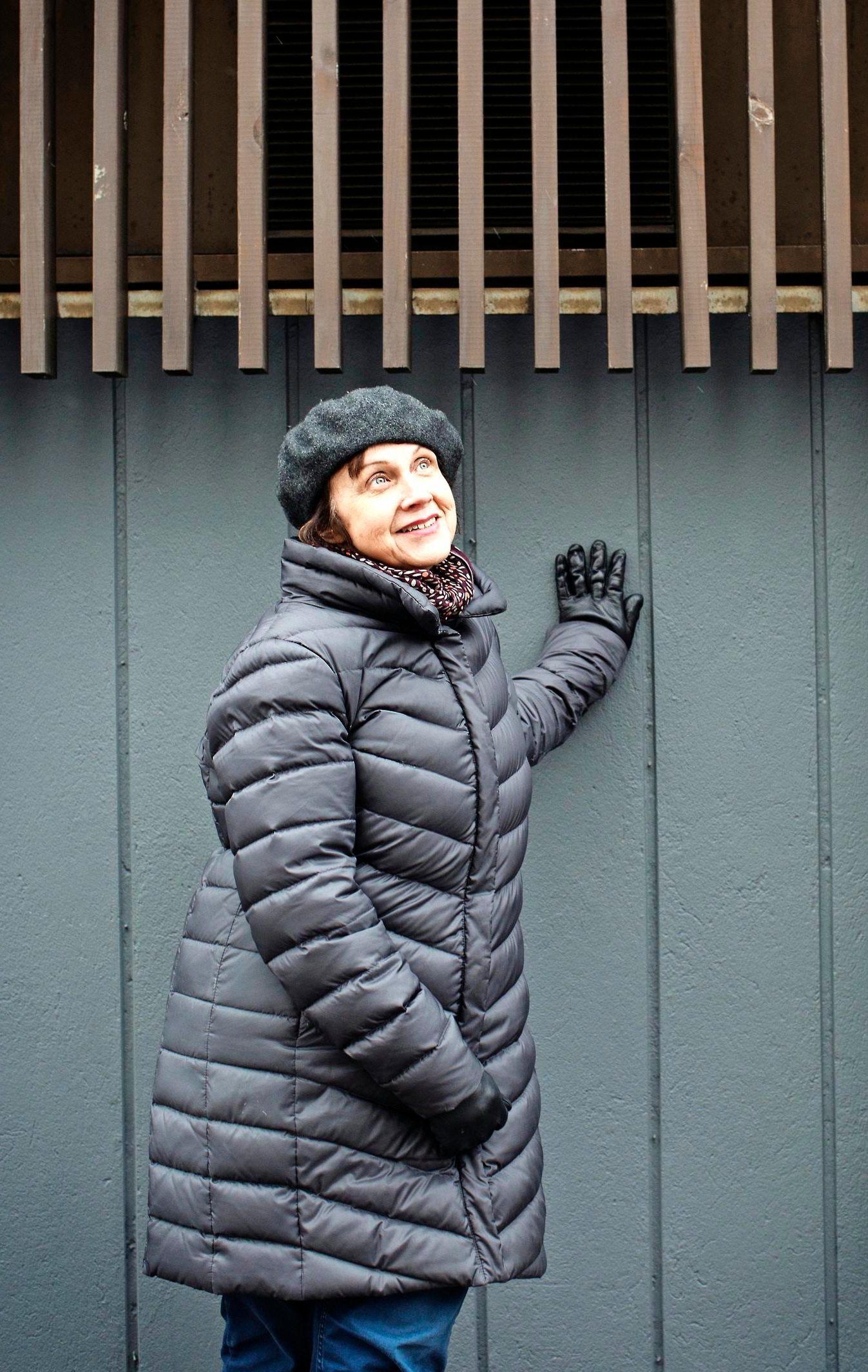 Virpi välttelee kipulääkkeitä, jos vain pystyy. – Mediataation avulla leikkaan kivun terävimmän kärjen pois.