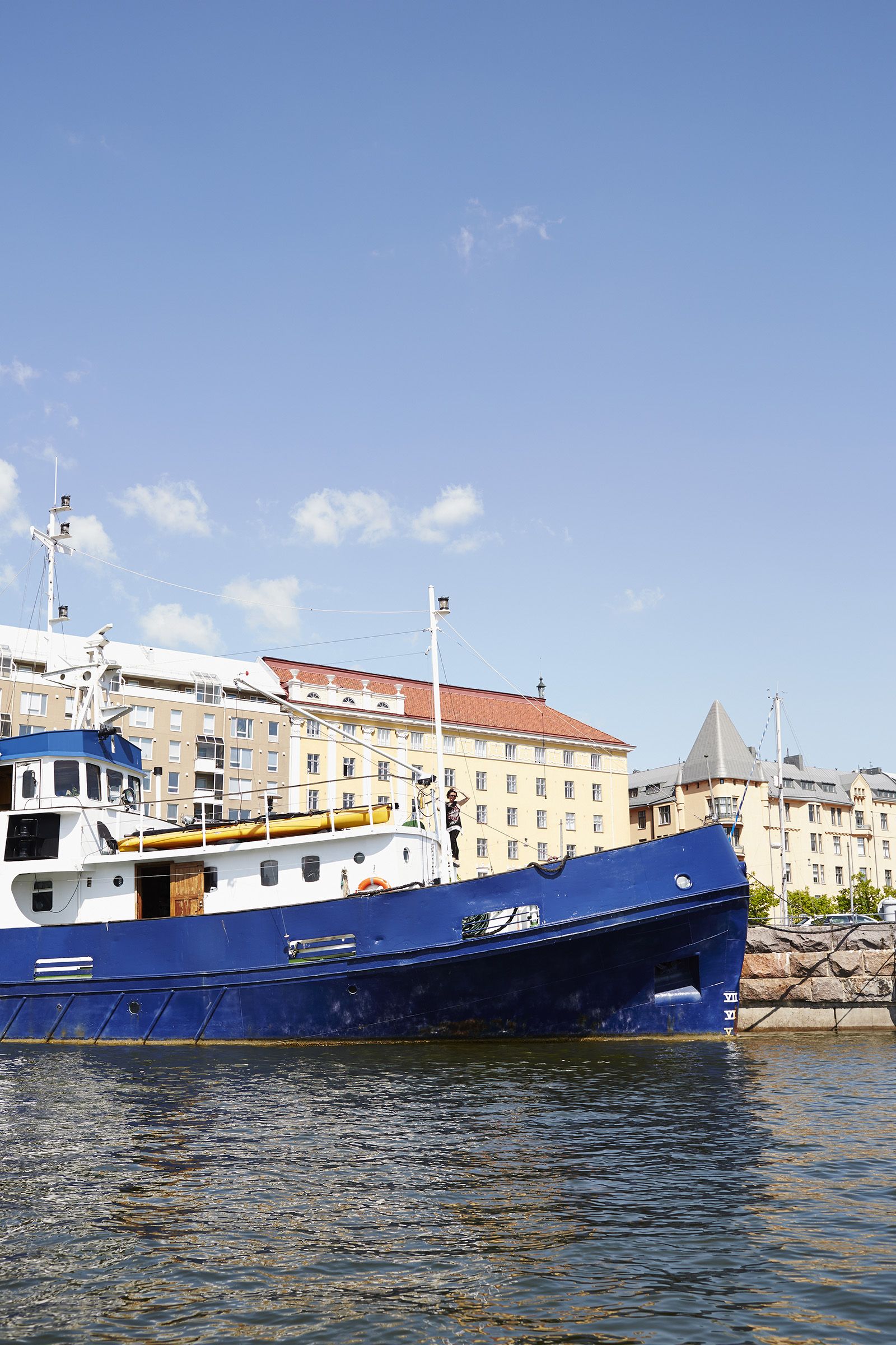 Hietalahden kauppahalli ja muut Helsingin keskustan palvelut ovat kivenheiton päässä.