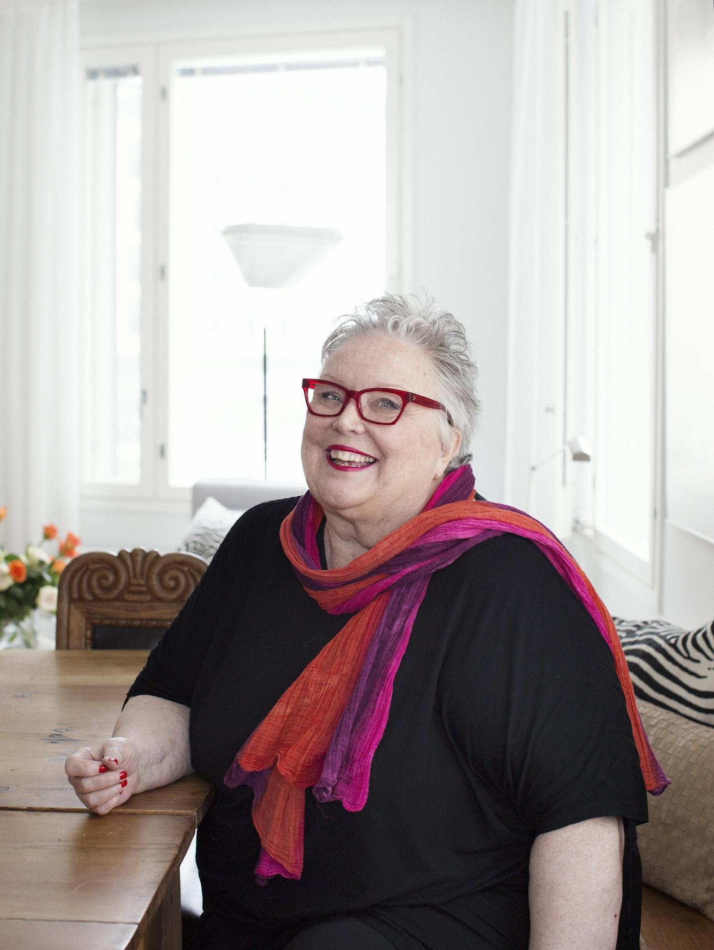 – Vanhan ja uuden yhteensovittaminen oli paljon helpompaa ammatti laisen kanssa, Kirsi sanoo tyytyväisenä.