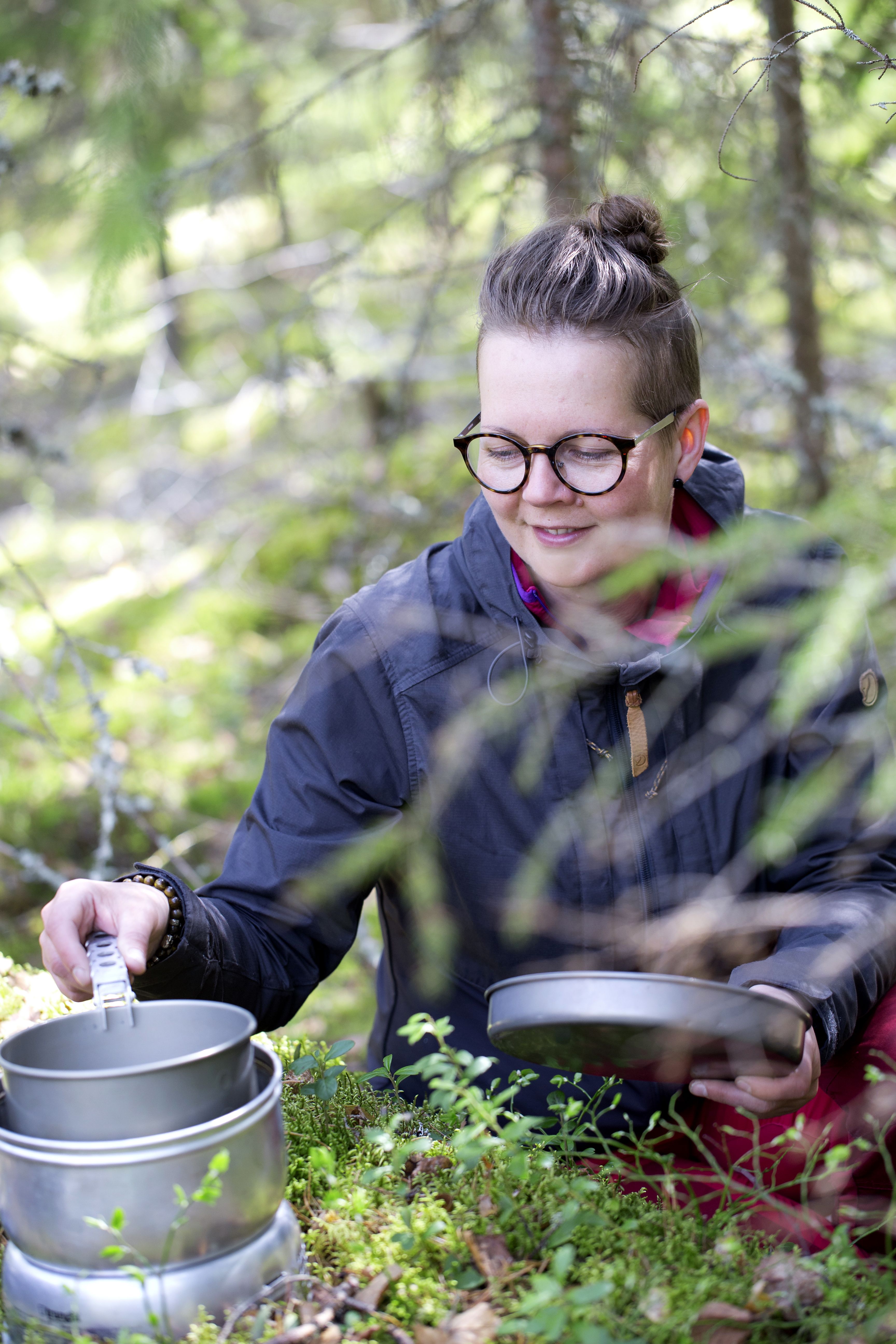 – Retkivarusteet kannattaa testata lähiluonnossa, Minna neuvoo.
