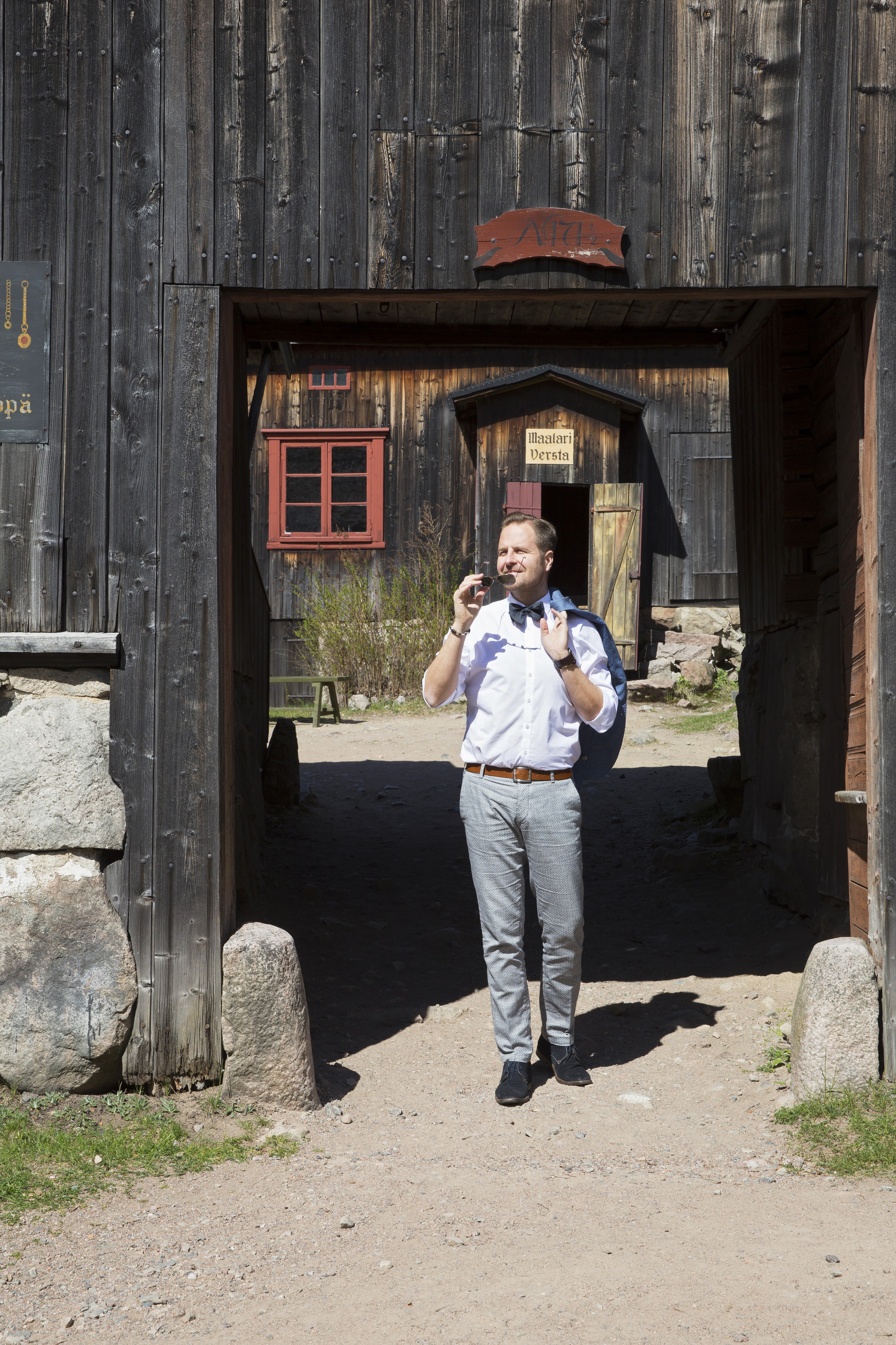 Mäkimattila on kyllästynyt Suomen ainaiseen kylmyyteen. "Haaveilen asuvani joskus pidempiä aikoja jossain lämpimässä."