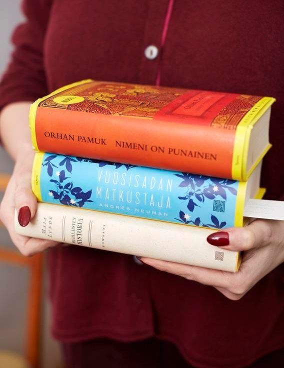 Jos yöllä herää eikä saa unta, kirja on parempi vaihtoehto kuin kännykkä.