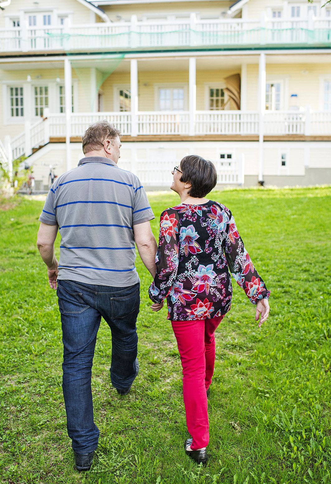 Pekka ja Marjatta ovat luvanneet, että talo pysyy kulttuurikäytössä 50 vuotta. "Jään siis eläkkeelle 104-vuotiaana", Pekka sanoo.