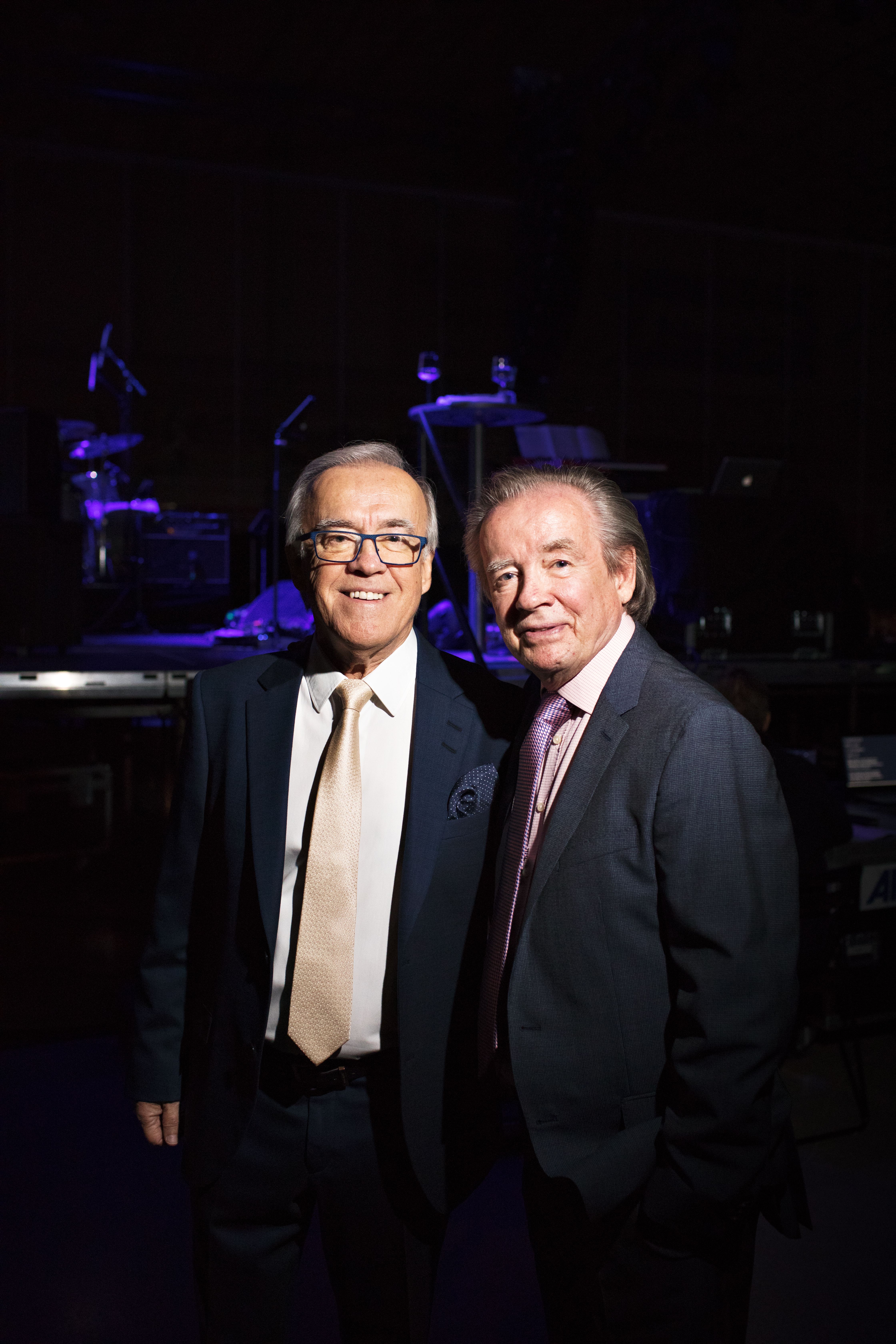 Matti ja Teppo 50-vuotistaiteilijajuhlakonserttikiertueella Seinäjoki-areenalla vuonna 2019.