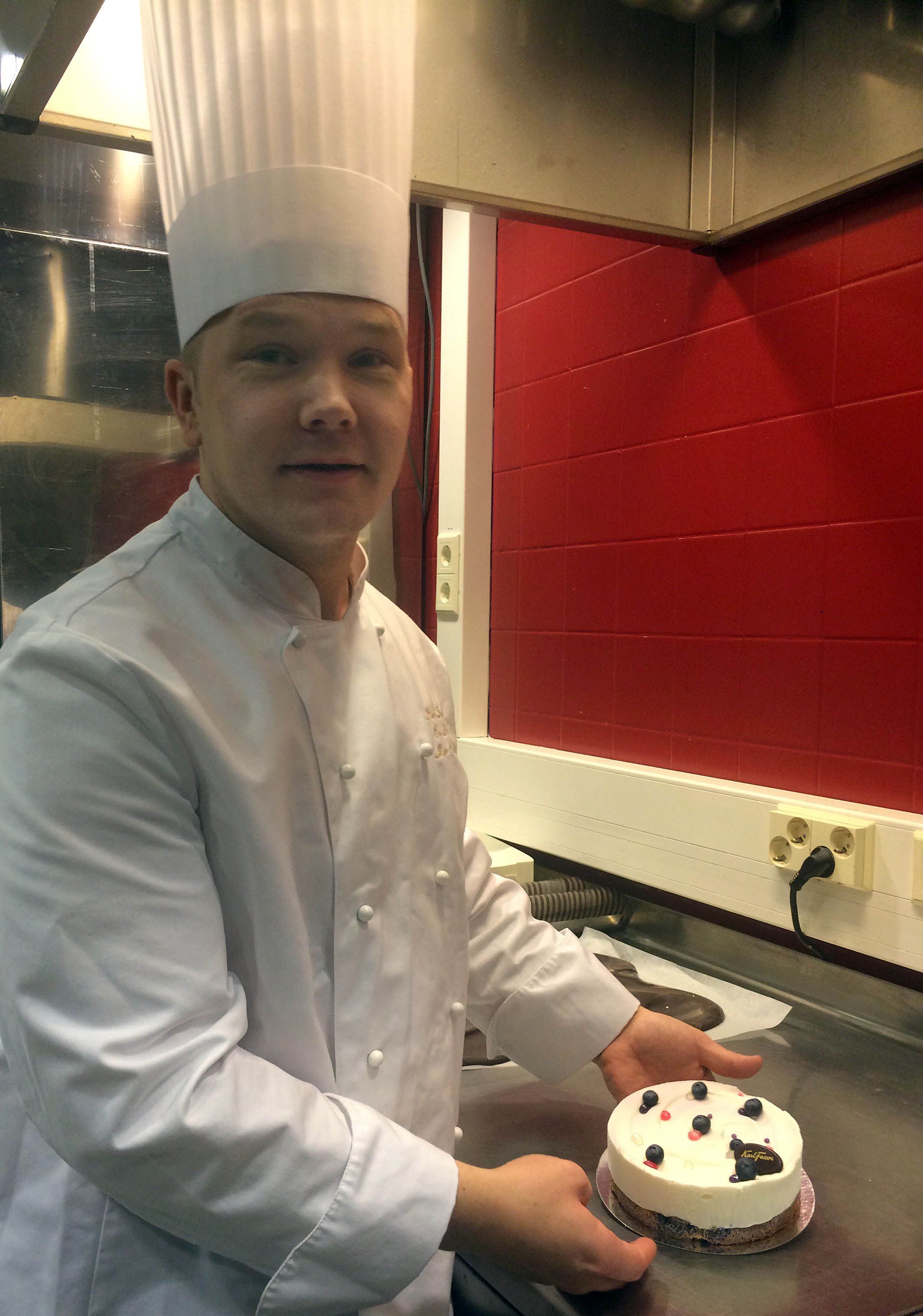 Eero on hankkinut paljon menestystä taidoillaan; muun muassa viime vuonna hän sijoittui toiseksi World Chocolate Masters -kilpailun Pohjoismaiden karsinnoissa.