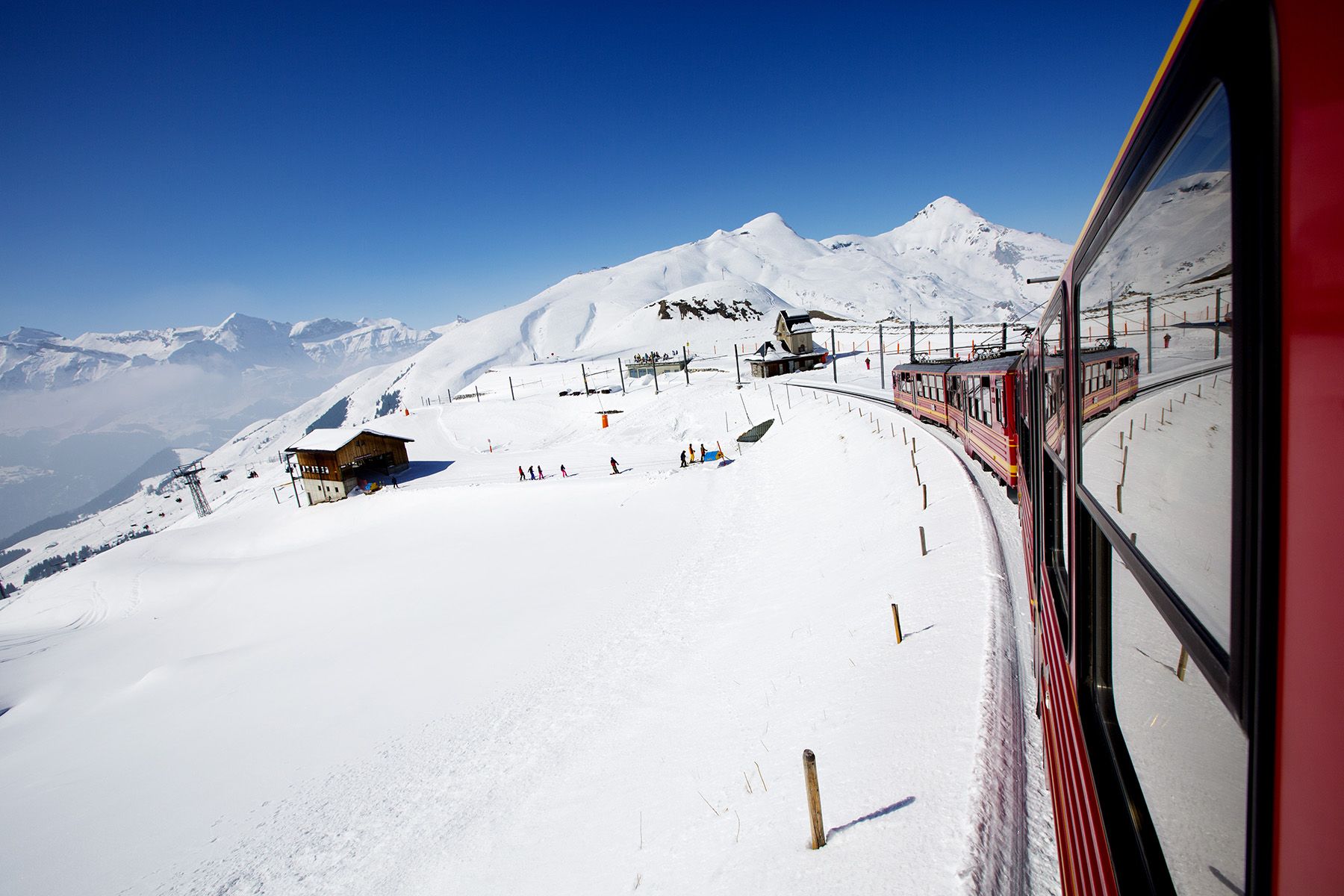 Näkymät junan ikkunasta ovat upeat!