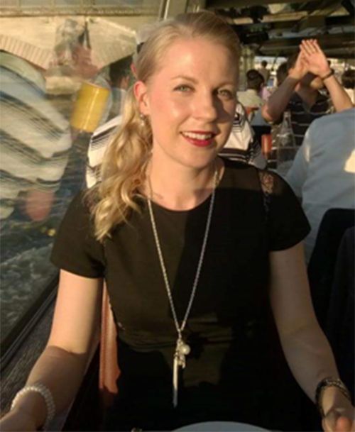 Sanna, 34, on toiminut matkaoppaana useammissa kohteissa.