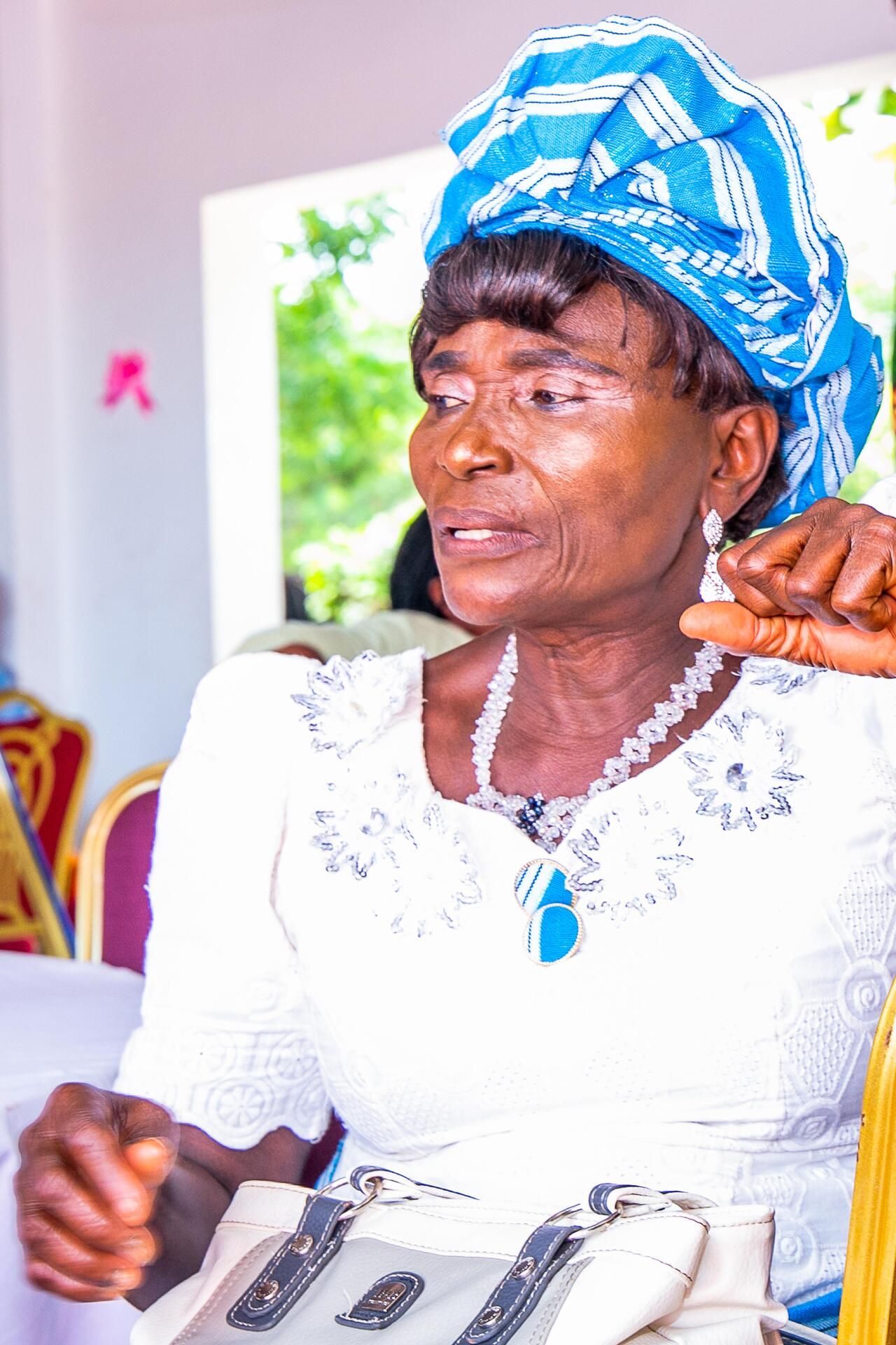 Sergen äidillä Agathella on 9 lasta.