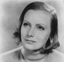 Greta Garbo kuoli 1990 New Yorkissa, mutta haudattiin Tukholmaan.