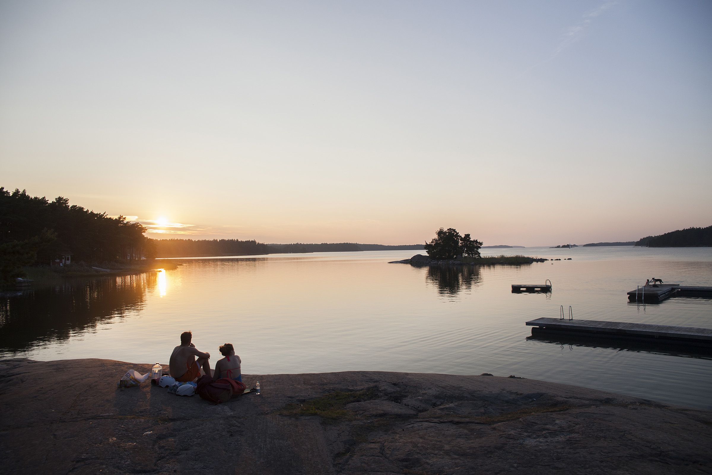 Nauvosta löytyy yksi saariston parhaista uimapaikoista. 