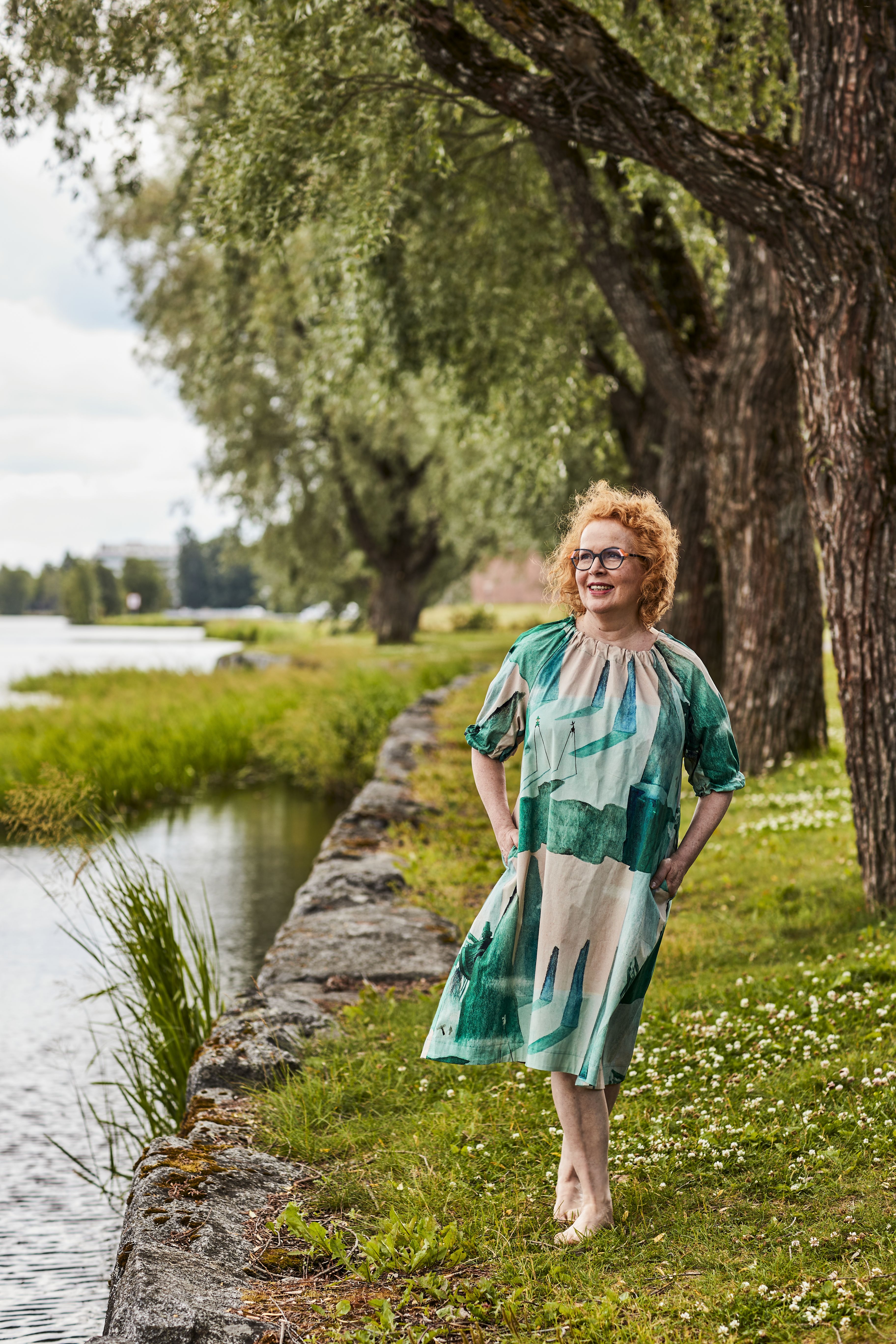 Riitta on aina rakastanut katsella puita ja antaa ajatustensa vaellella vapaasti.