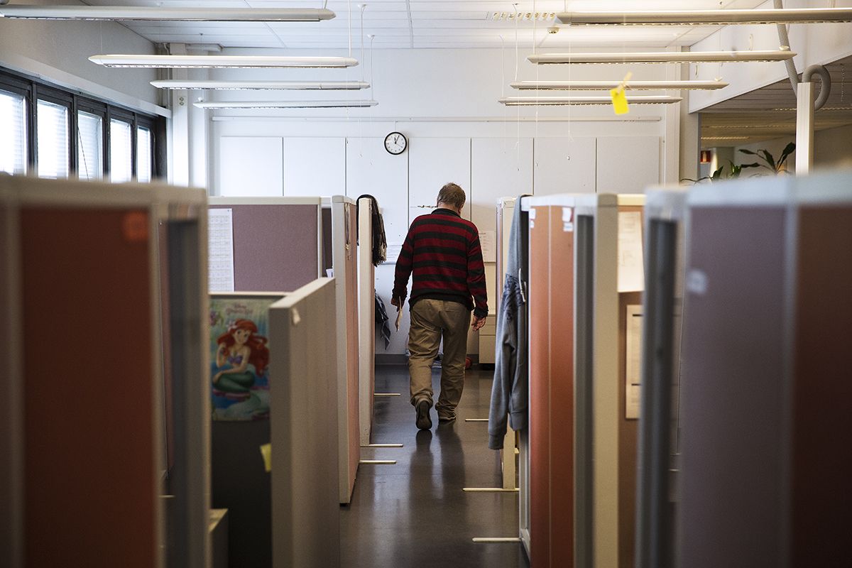 Kymmenien koppien labyrintti. Hyvin erilaisista ihmisistä voi kehittyä huippumyyjiä.