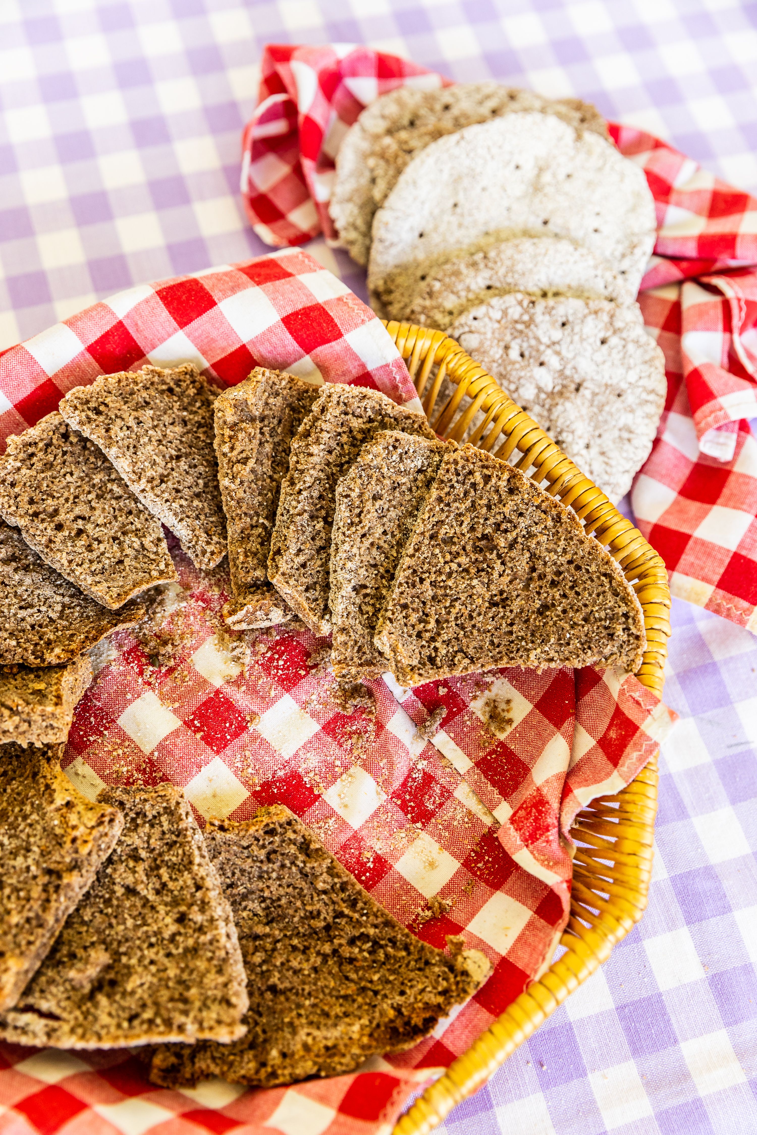 Juureen leivottua ruisleipää himoitsevat kaikki.