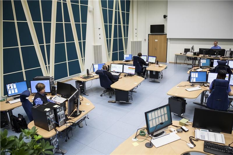 Hätäkeskus päivystää ympäri vuorokauden.