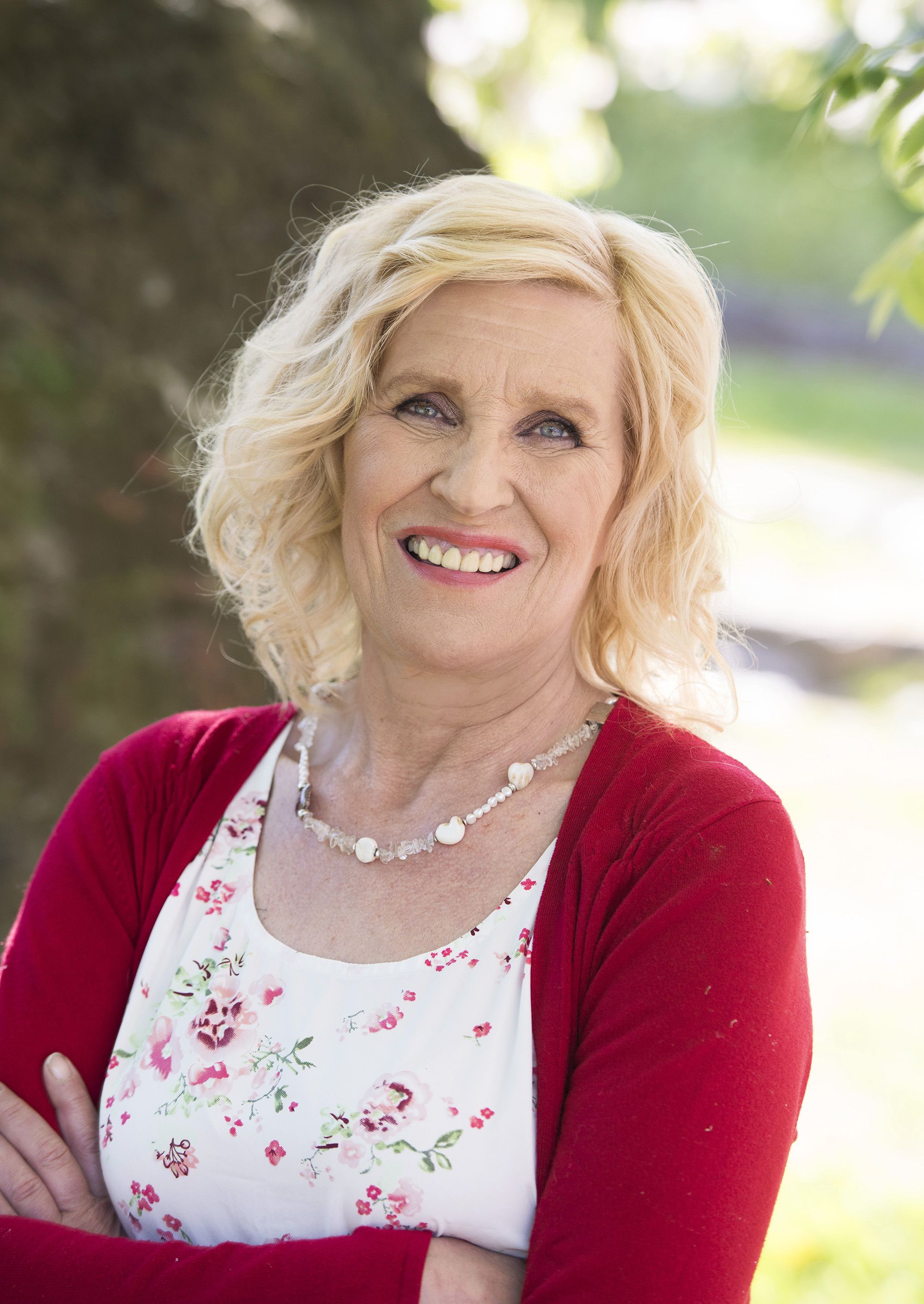 Näyttelijä Eija Vilpas, 58. "En usko, että monet tietävät, kuinka monesta ihmisestä Eija pitää huoleta ja miten hän huolehtii sukulaisistaan. Hän on erittäin perhekeskeinen ihminen", ystävä Tiia Louste kertoo. 