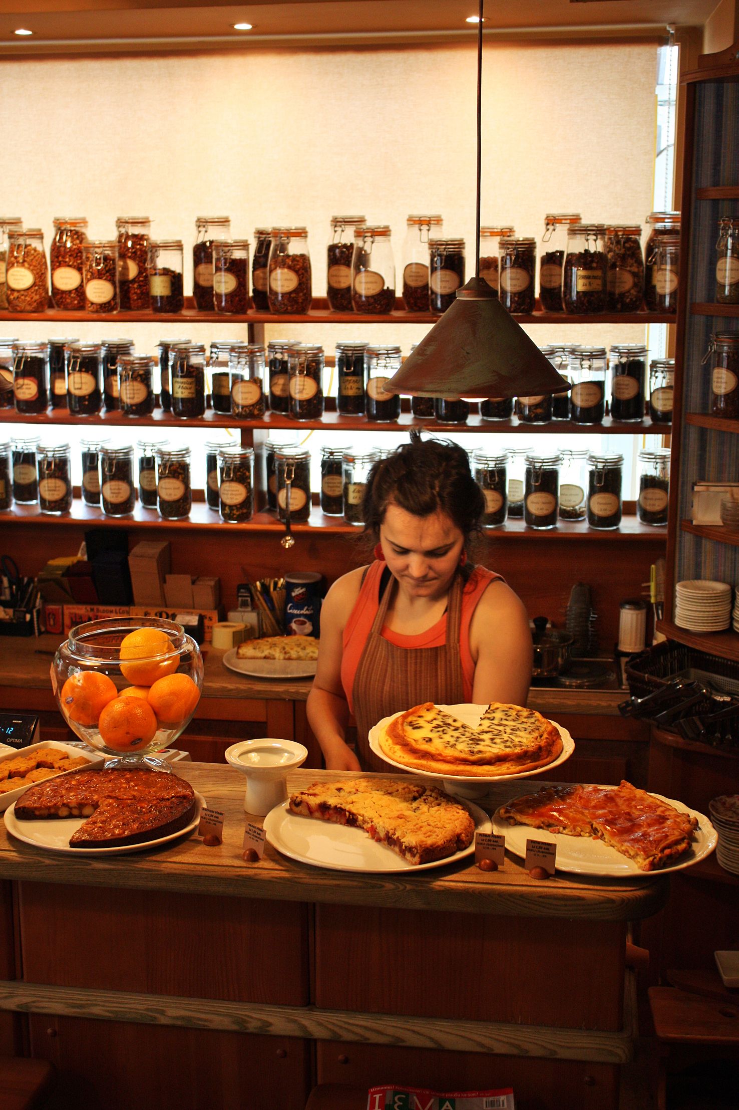 Kahvila Amelie myy ihania piiraita Riian vanhassakaupungissa.