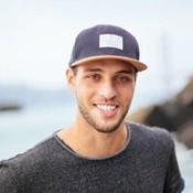 Eija Pöyry näyttää, kuinka voit tehdä monotypialla helposti kuvioita kankaalle