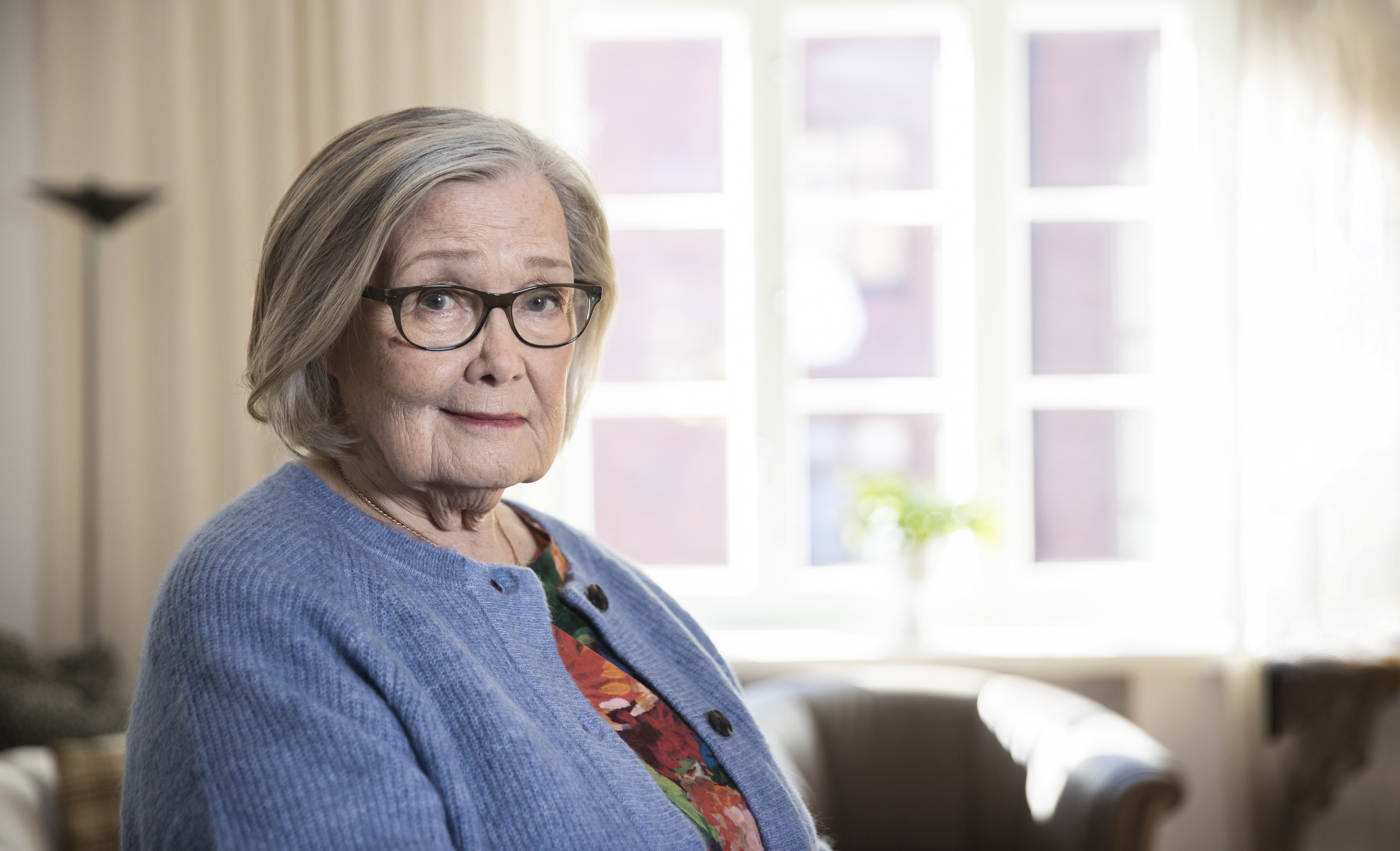 Eva-Riitalla on aamuisin kello soimassa, vaikka hän voisi nukkua pitkään. "Taidan olla vähän kontrollifriikki. Ajattelen, että sellainen pilaa päiväni."