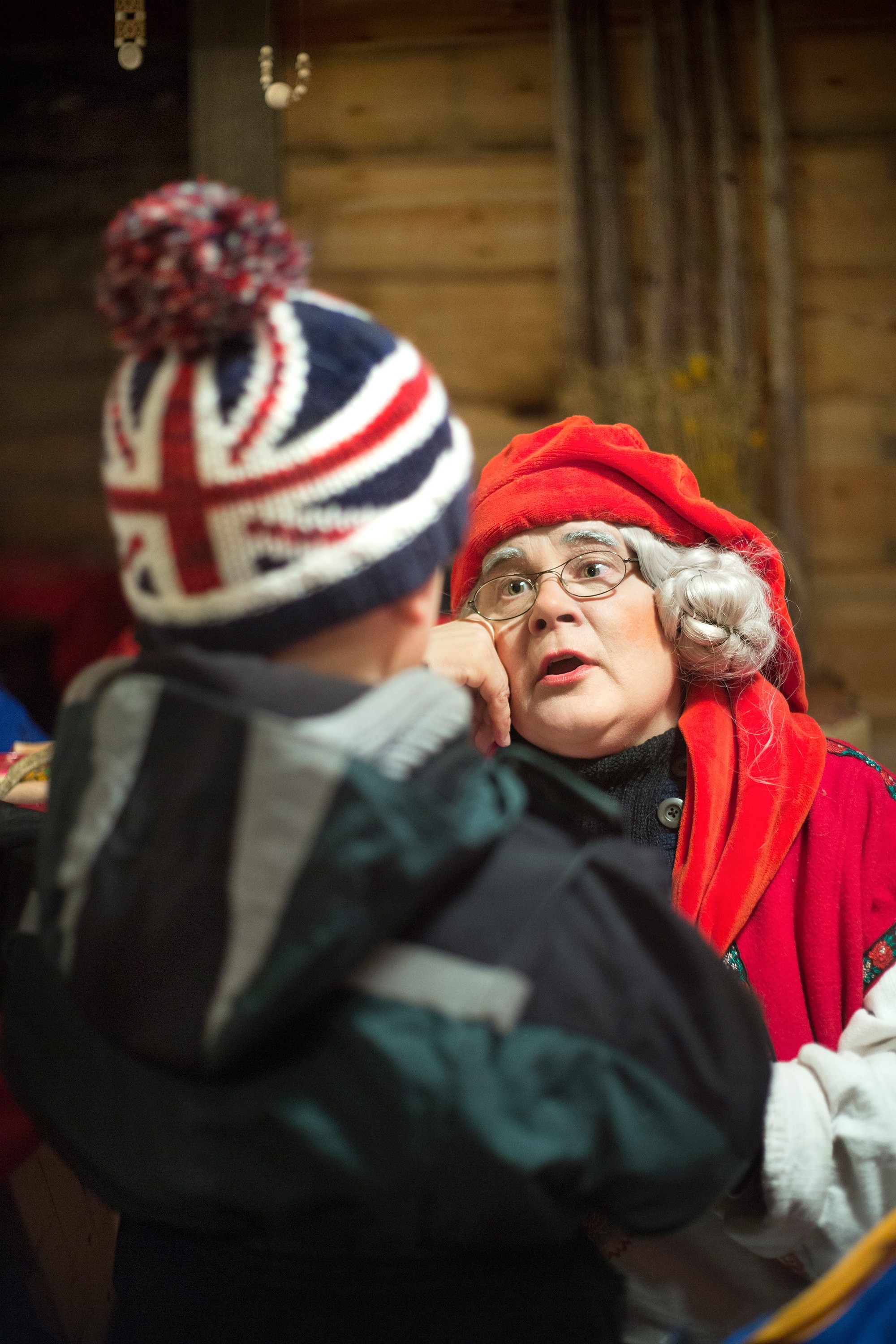 – Sinäkö olet tullut Skotlannista asti tänne, voi että! muori ihmettelee.