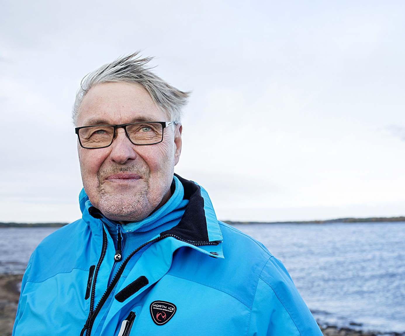 Aaro on menettänyt paljon. Lapsuudenkodin, vanhempansa ja viisi sisarusta.