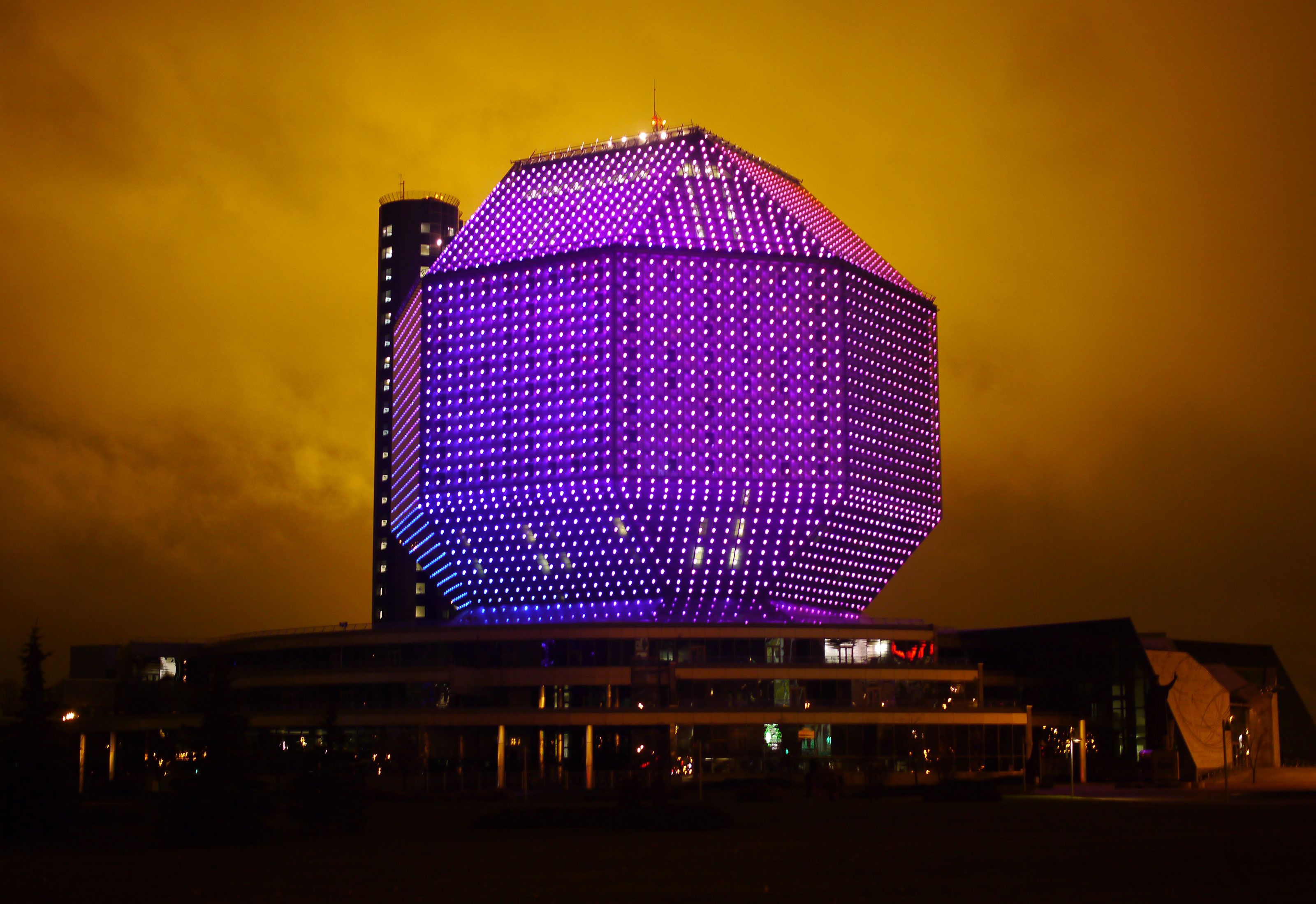 Minskin kirjastossa vierailee päivittäin 2 200 asiakasta.