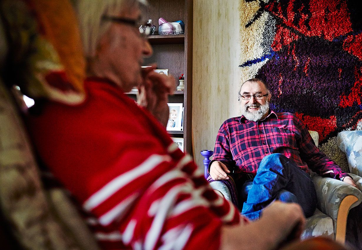 Teknisten vempeleiden kunnossapito ja kyyditykset ovat Allin pojan Reijon tehtäviä.