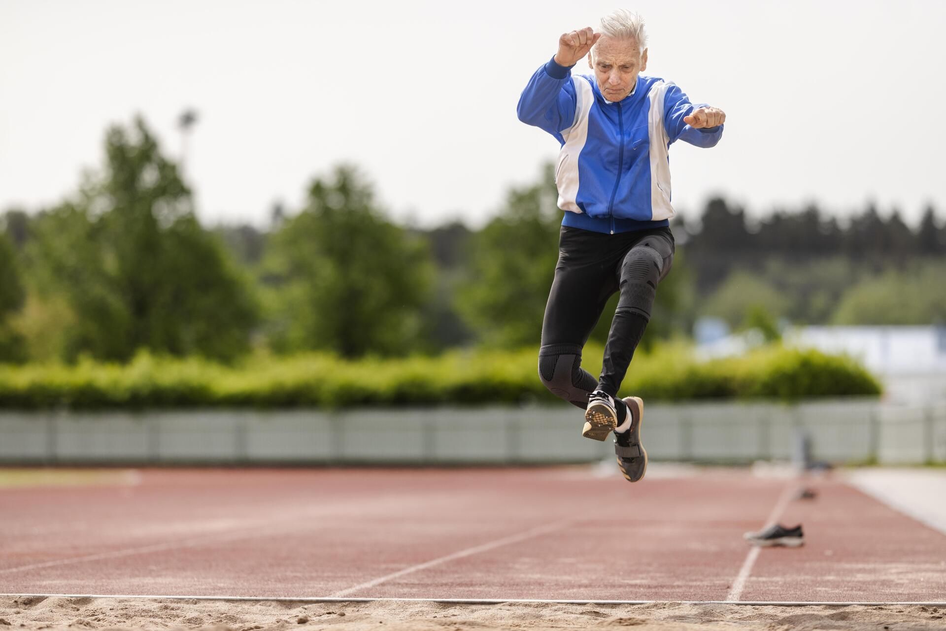 Stig Bäcklund harjoittelee neljästi viikossa.