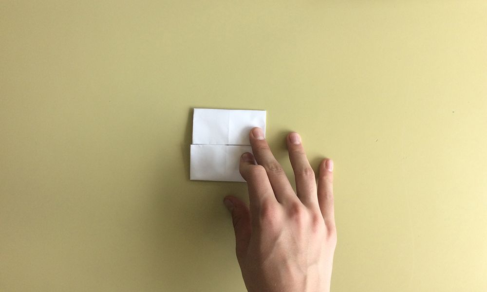 13 Toista ohje 12 toiselle puolelle.