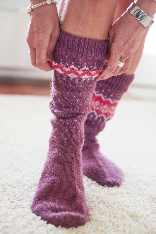 Uni tulee helpommin lämminjalkaiselle kuin viluvarpaalle.