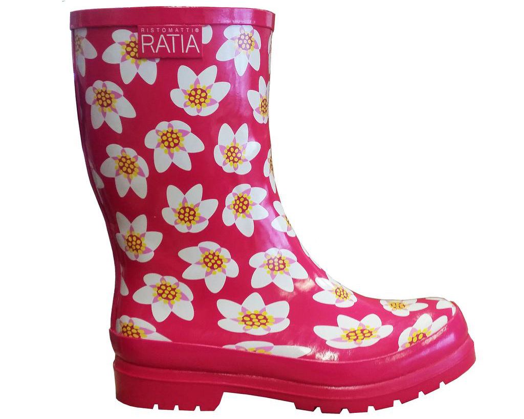 Hyvälestisillä saappailla jaksaa kävellä pidemmänkin lenkin. 42,90 €, Ristomatti Ratia.