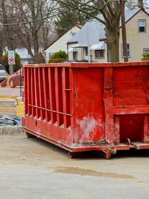 Lasikopissa istuvalle esiintyjälle hankittiin poliisin käskystä alusvaatteet