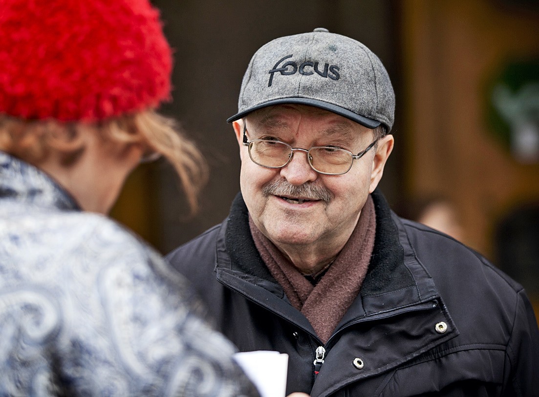 Raimo Kouhia on huolissaan siitä, etteivät ihmiset välitä vanhuksista.